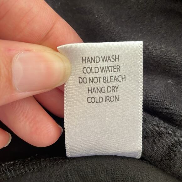 Kenar Womens Medium Tank Top Zipper Breast Pocket Scoop Neck Black Style 114716 - Picture 6 of 8